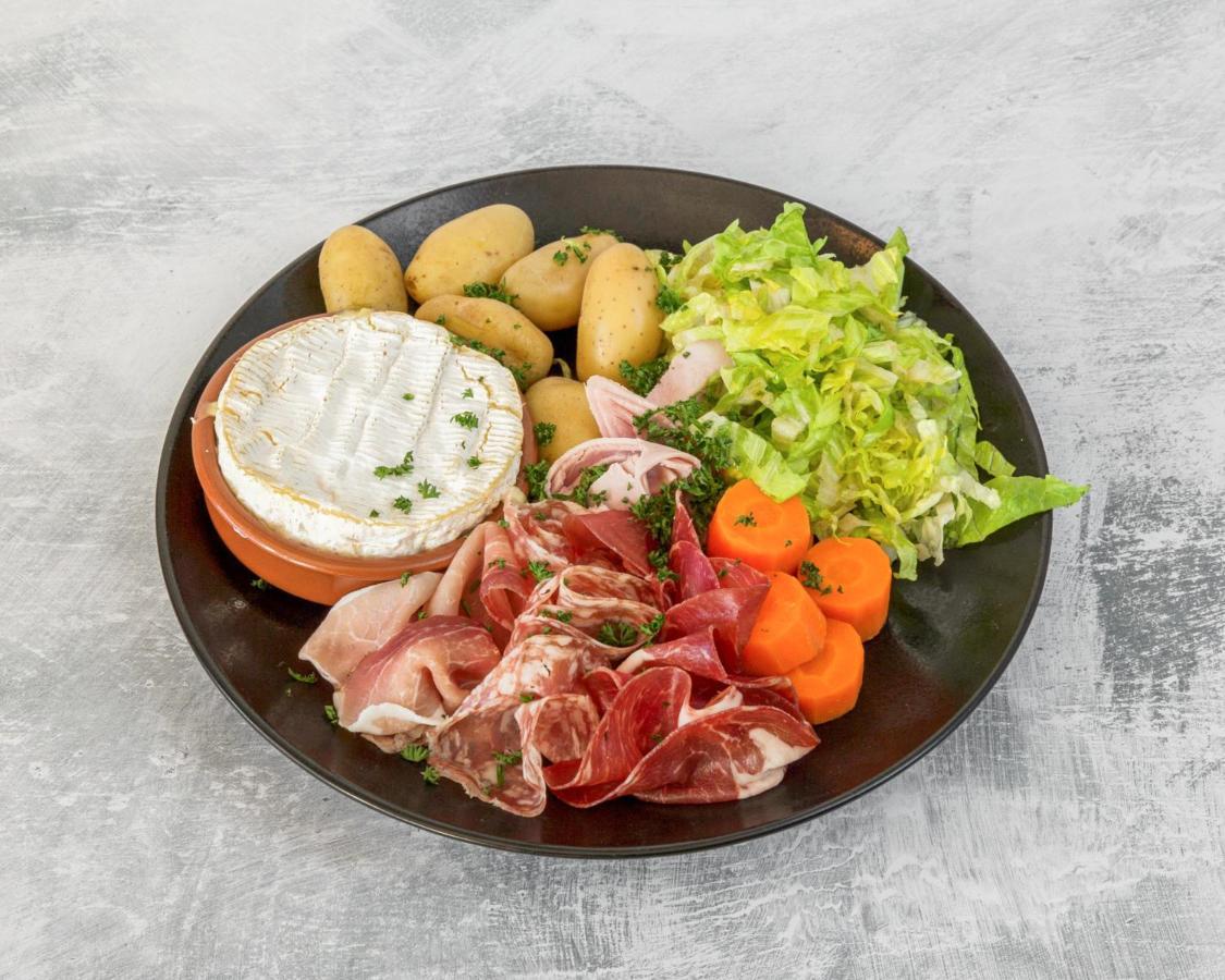 Logis Hotel & Restaurant L'Etape Bouc Bel Air - Gardanne Εξωτερικό φωτογραφία