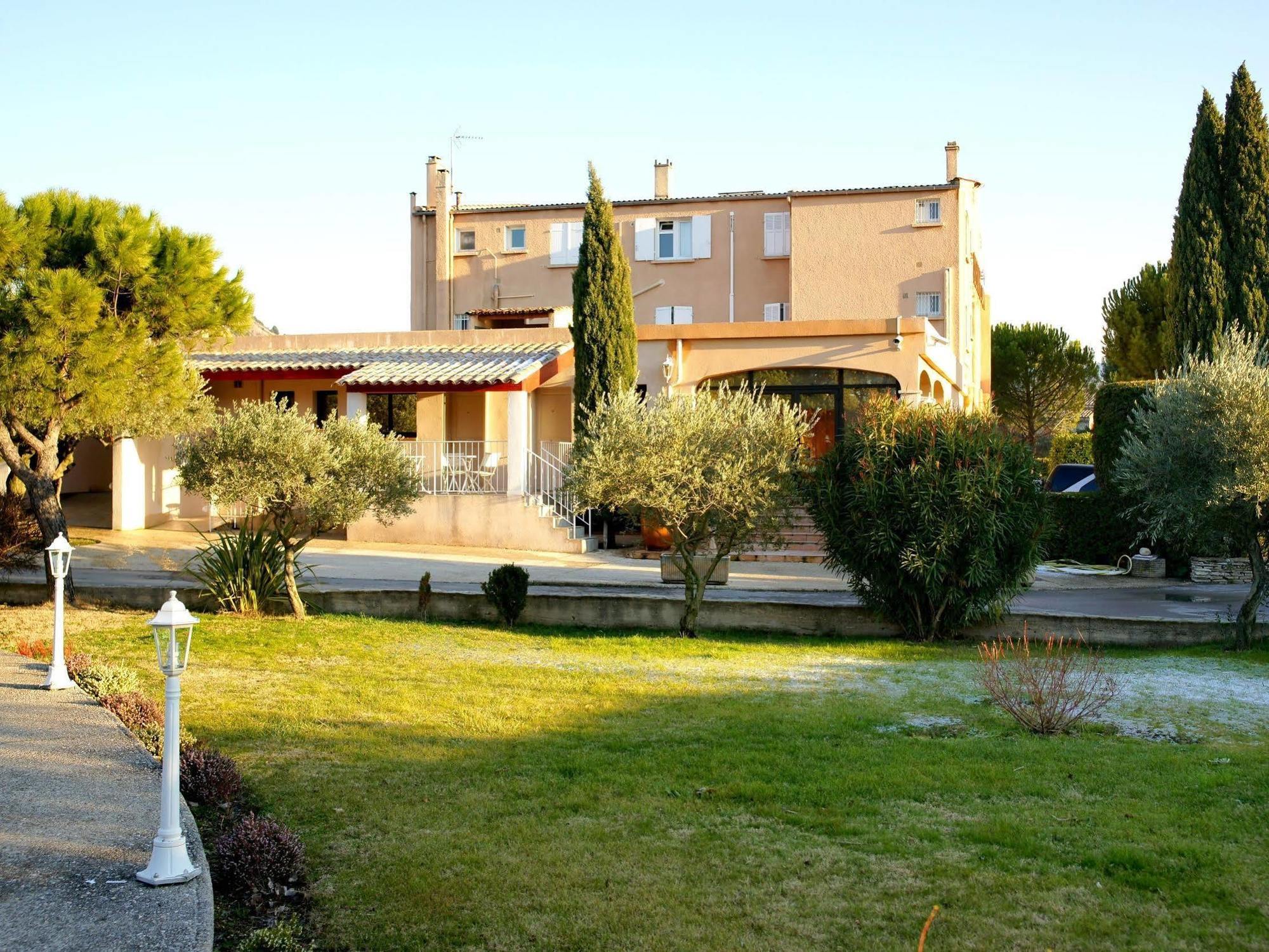 Logis Hotel & Restaurant L'Etape Bouc Bel Air - Gardanne Εξωτερικό φωτογραφία